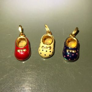 14k gold baby shoes  charms gift 🎁